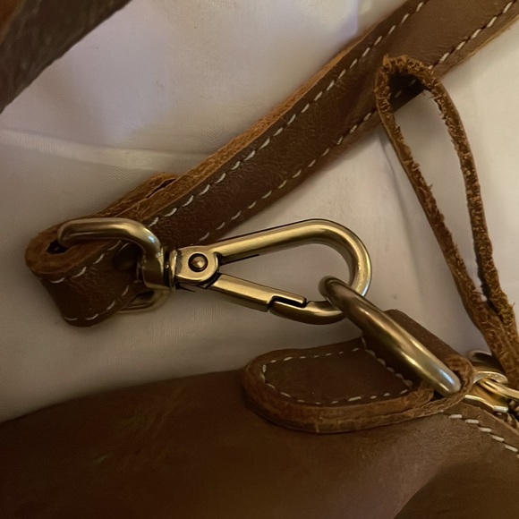 Brown roots purse with strap - Picture 6 of 6